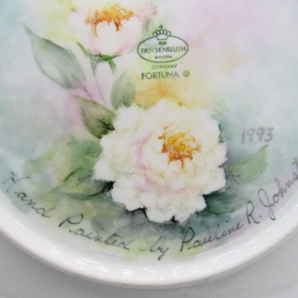 LOVELY HAND PAINTED 10" DIAMETER PLATE - Picture 7 of 7